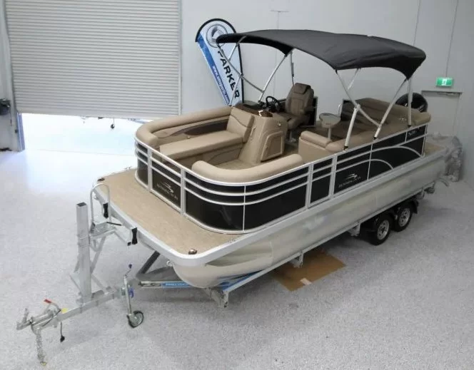 2025 Bennington S Line Pontoon Pontoon in Mandurah - Main View